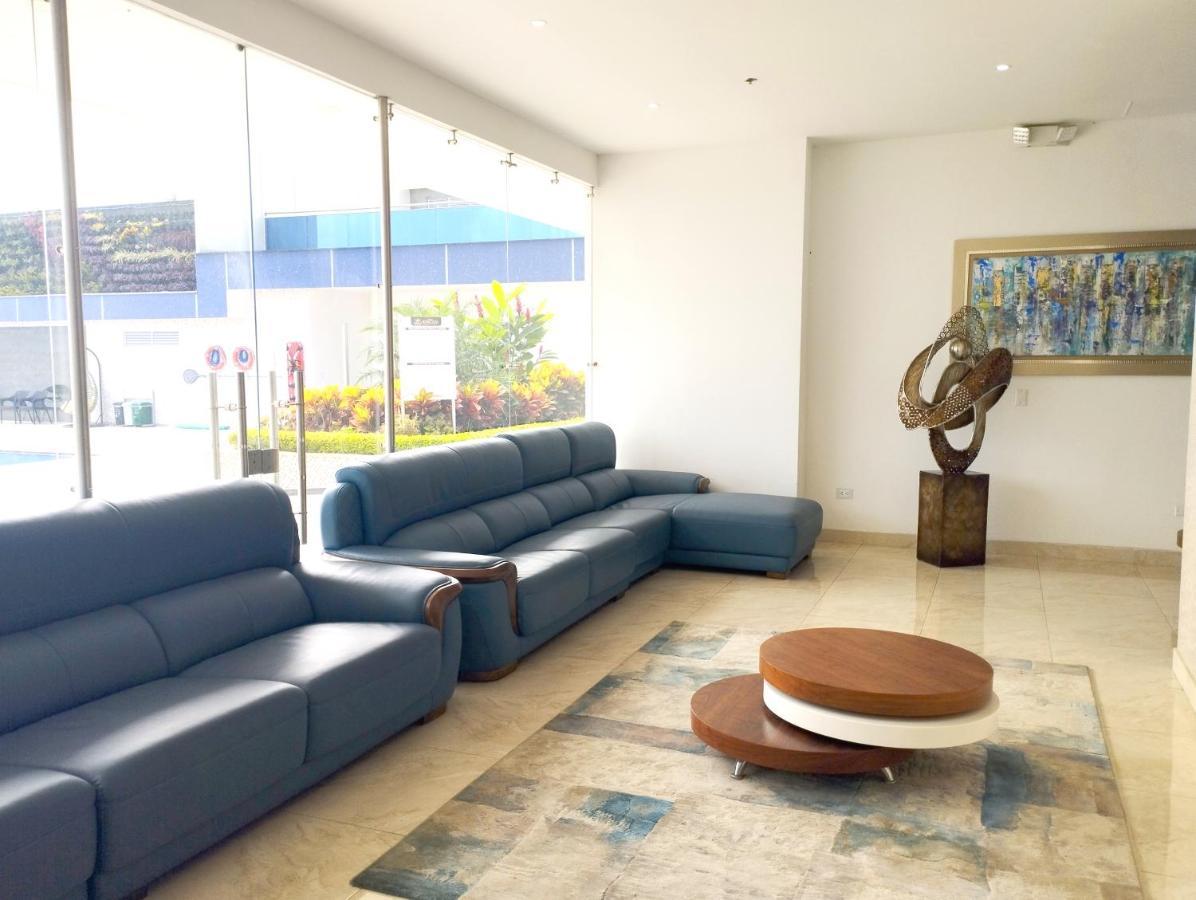 Hotel Royal Elim International Cali Exteriör bild Lobby